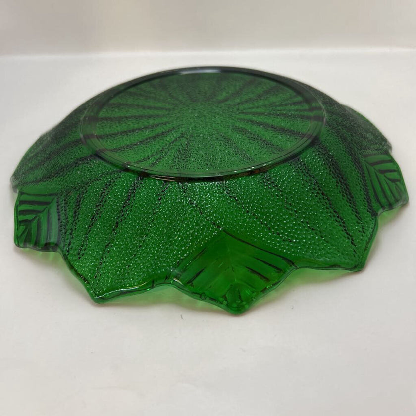 Anchor Hocking Forest Green Lotus Leaf Dish