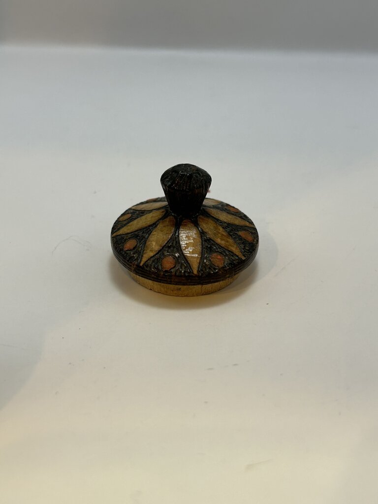 Hand Carved Wood VTG painted round small Box