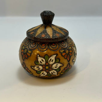 Hand Carved Wood VTG painted round small Box