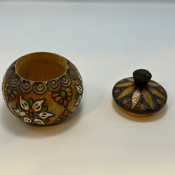 Hand Carved Wood VTG painted round small Box