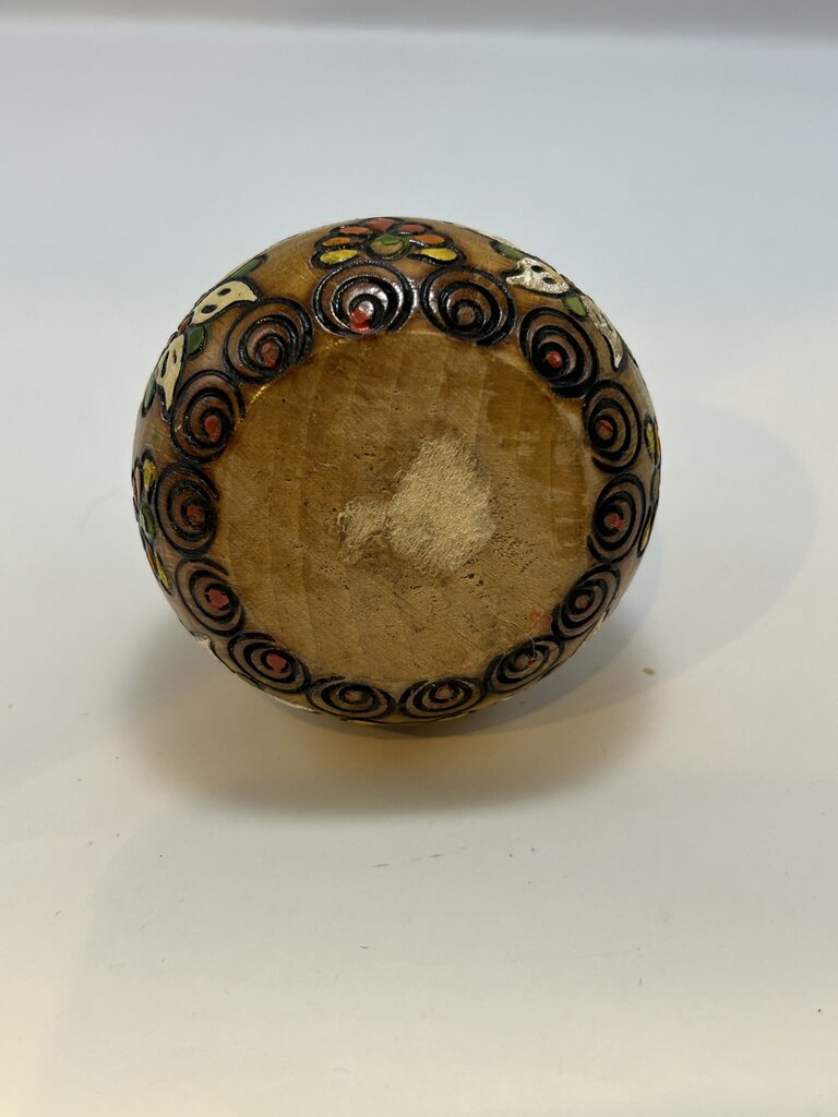 Hand Carved Wood VTG painted round small Box
