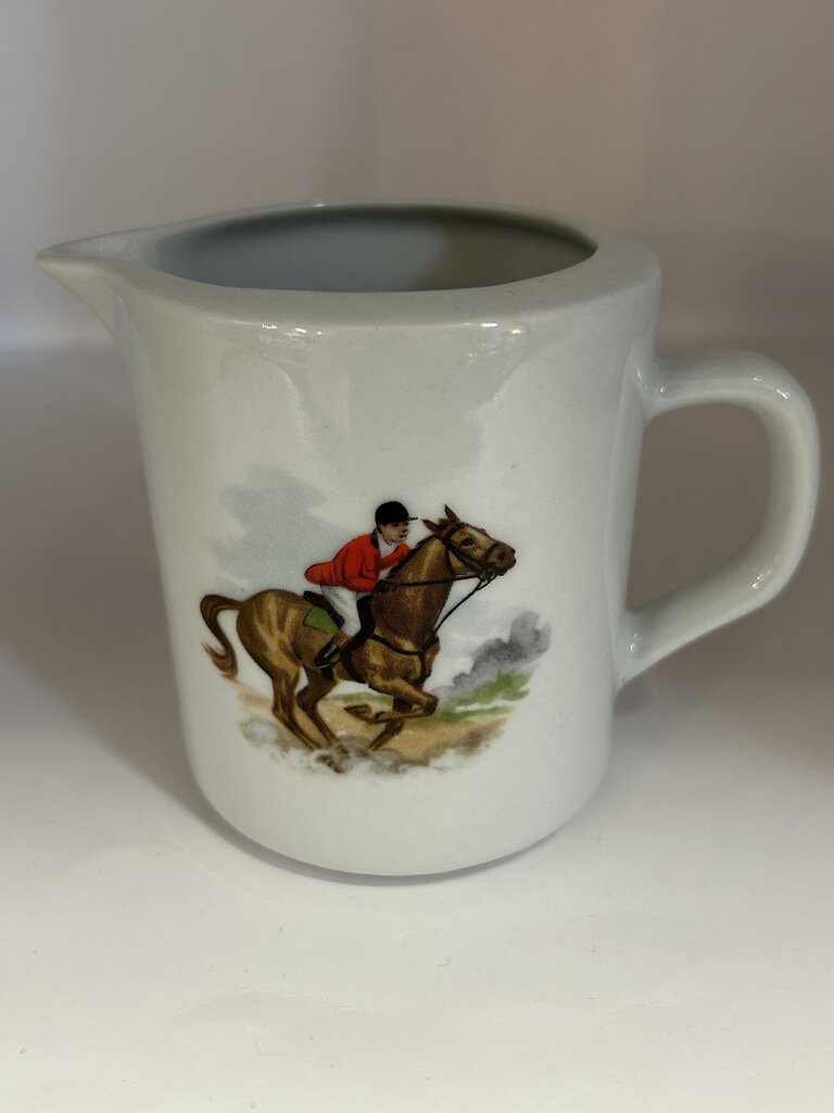 Polo horse creamer