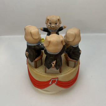 1983 MSR Pig Concert Music Box