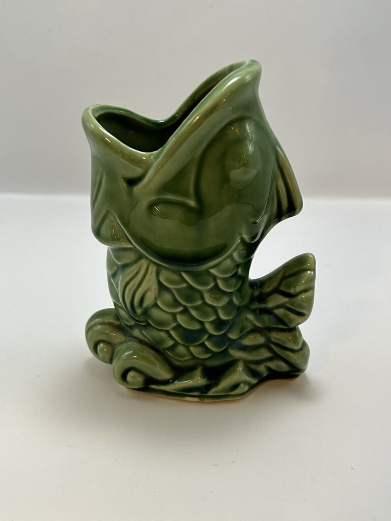 VTG 1940s-50s SHAWNEE POTTERY Green Ceramic Fish Vase
