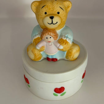 *** VTG 1980s Ceramic Bear & Doll Trinket Box