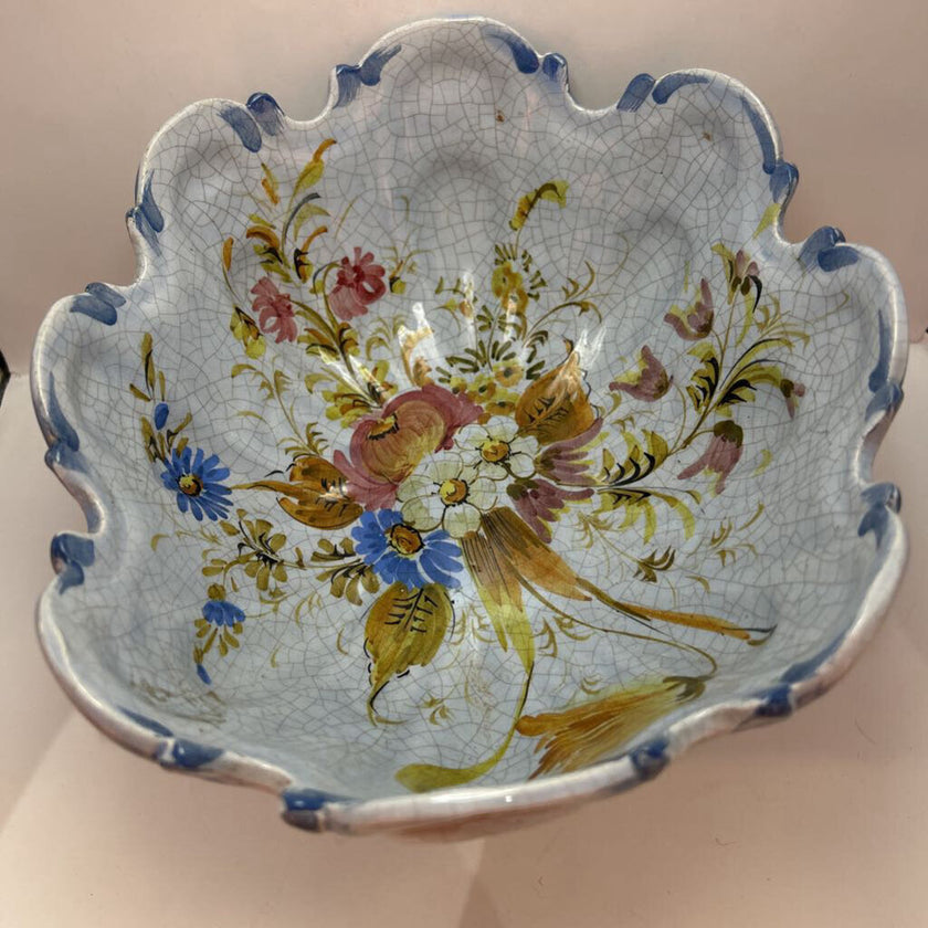 Majolica style pedestal bowl