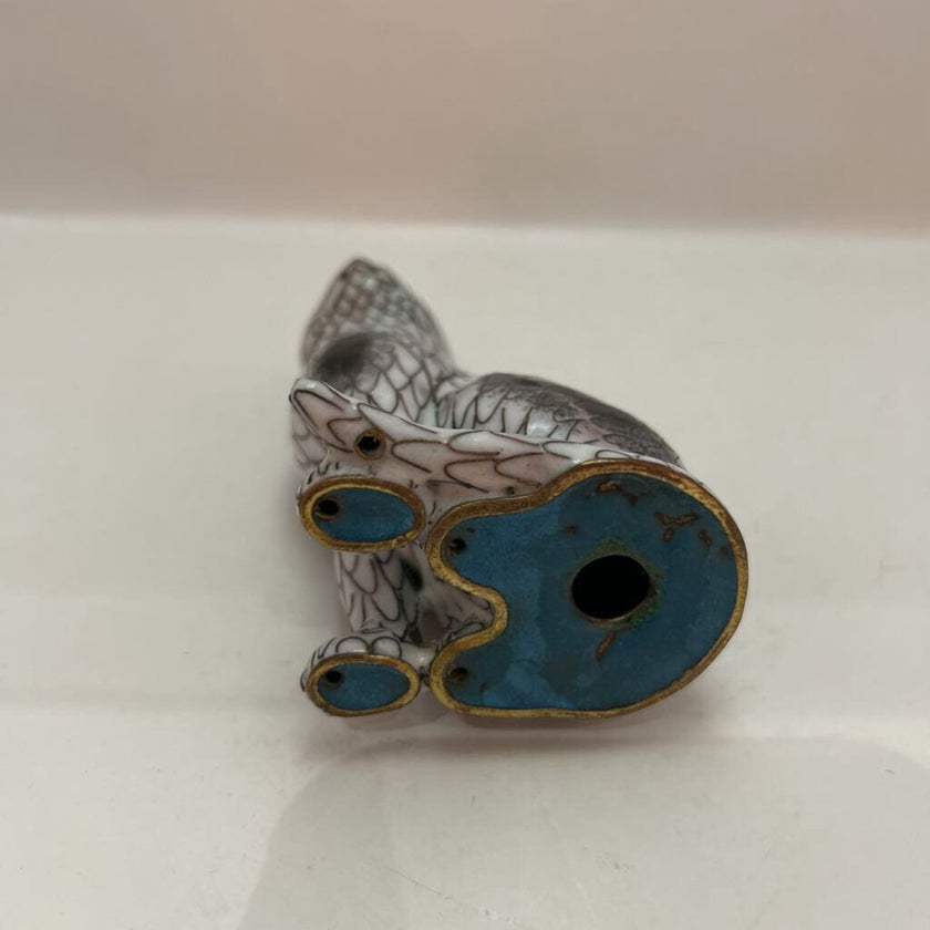 Cloisonne kitty