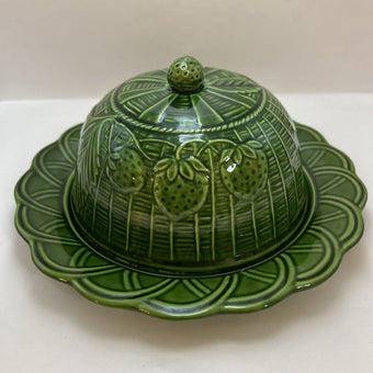 Green cabbage wear butter dome with strawberries made in Italy