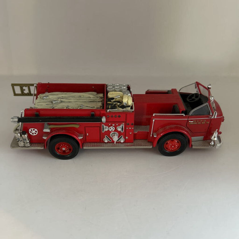 Metal Vintage Fire Engine