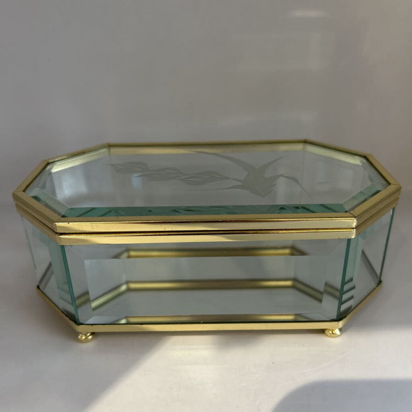 Sm. Glass trinket box
