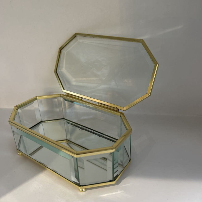 Sm. Glass trinket box