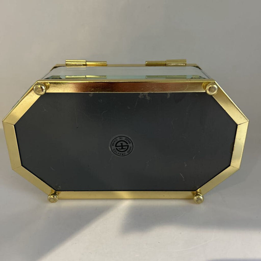 Sm. Glass trinket box