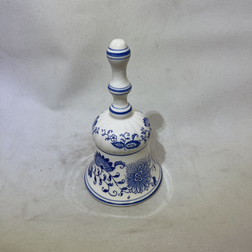 Japan Blue Onion Pattern Ceramic Bell