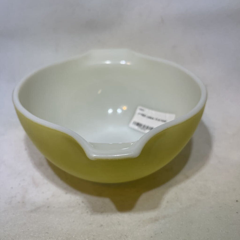 PYREX Yellow 1.5 pt Bowl